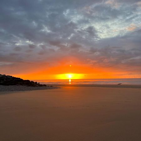 Oaken Caravan - Golden Sands Away Resorts Kinmel Bay Exterior foto