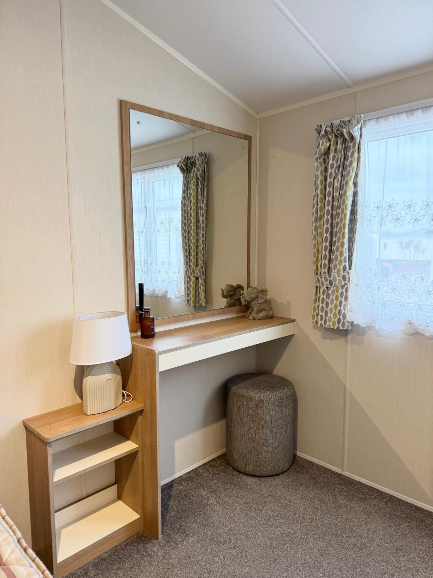Oaken Caravan - Golden Sands Away Resorts Kinmel Bay Exterior foto