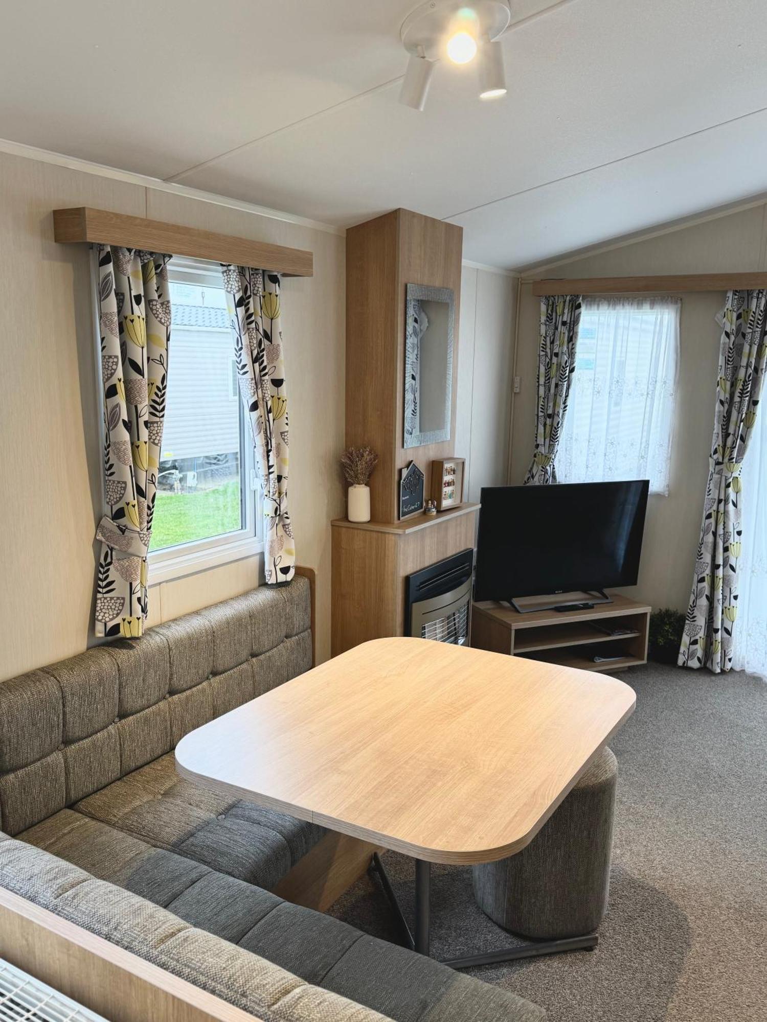Oaken Caravan - Golden Sands Away Resorts Kinmel Bay Exterior foto