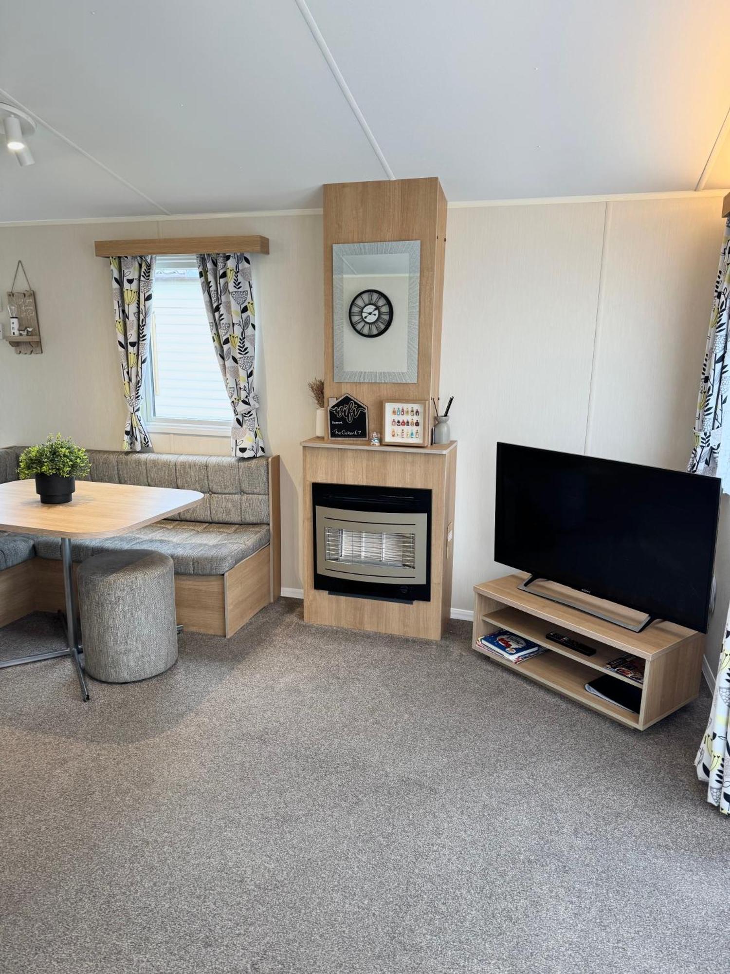 Oaken Caravan - Golden Sands Away Resorts Kinmel Bay Exterior foto